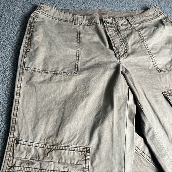 FREE PEOPLE WILD TRUFFLE THE THING IS LOW RISE UTILITY CARGO PANTS SZ 1, NWOT. - Picture 6 of 16